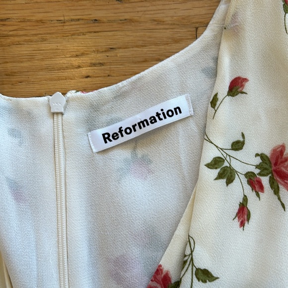 Beautiful Reformation Dress - New with Tags! - Picture 3 of 4